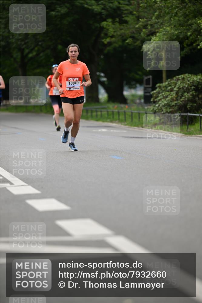 15.06.2025 - REWE Women's Run Dr. Thomas Lammeyer http://msf.ph/oto/7932660 15.06.2025 09:16:06 Laufen 10849 meine-sportfotos.de