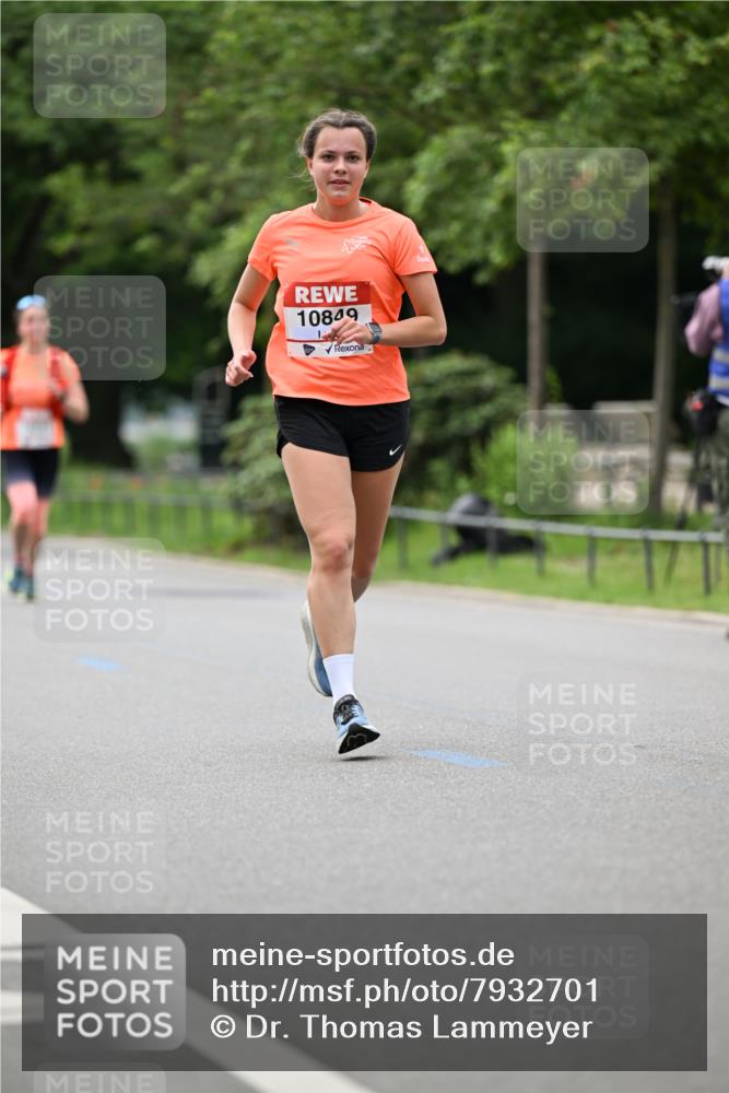 15.06.2025 - REWE Women's Run Dr. Thomas Lammeyer http://msf.ph/oto/7932701 15.06.2025 09:16:09 Laufen 10849 meine-sportfotos.de