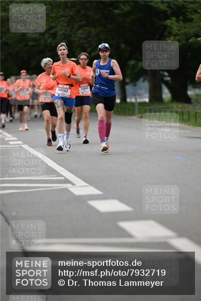 15.06.2025 - REWE Women's Run Dr. Thomas Lammeyer http://msf.ph/oto/7932719 15.06.2025 09:16:11 Laufen 10262, 014, 10600 meine-sportfotos.de