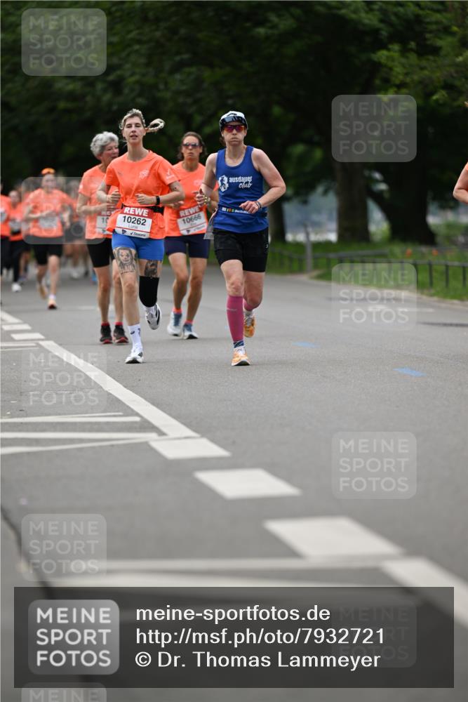 15.06.2025 - REWE Women's Run Dr. Thomas Lammeyer http://msf.ph/oto/7932721 15.06.2025 09:16:11 Laufen 3, 10, 10262, 10666 meine-sportfotos.de