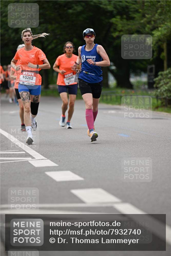15.06.2025 - REWE Women's Run Dr. Thomas Lammeyer http://msf.ph/oto/7932740 15.06.2025 09:16:13 Laufen 10262, 10666 meine-sportfotos.de