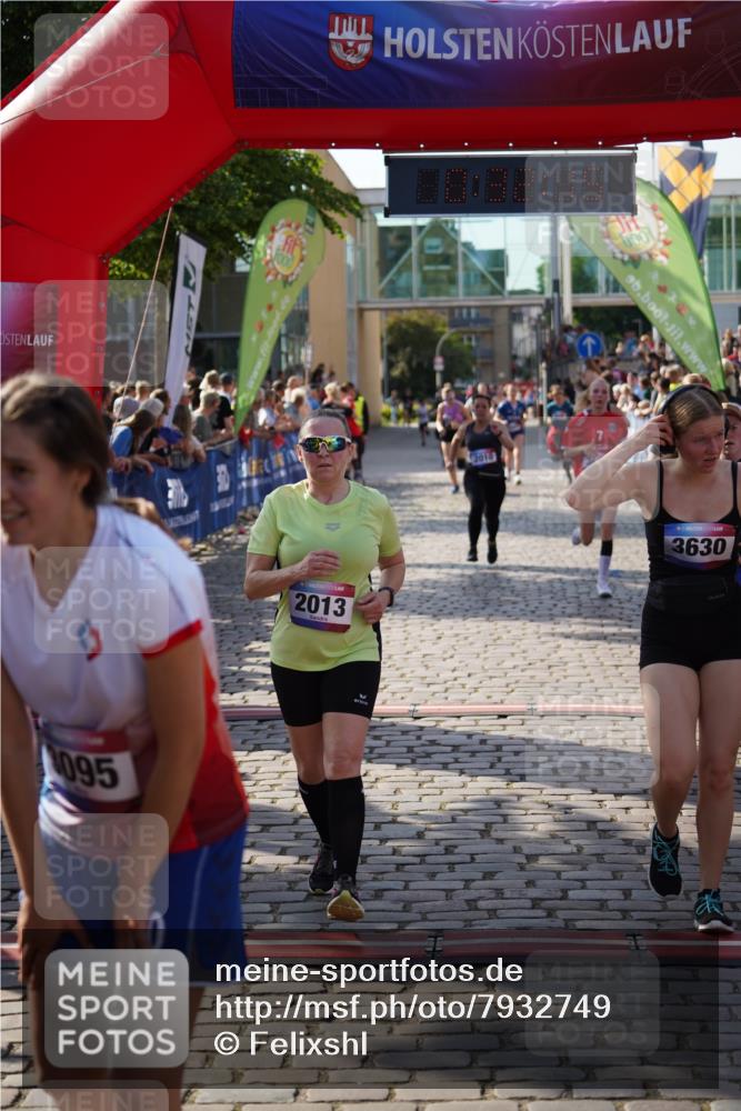 13.06.2025 - Holstenköstenlauf Felixshl http://msf.ph/oto/7932749 13.06.2025 18:02:16 Laufen 2009, 2010, 2013, 2410, 2449, 2502, 2679, 2994, 3141, 3310, 3578, 3606, 3630, 3635, 3927 meine-sportfotos.de