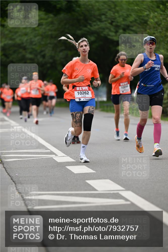 15.06.2025 - REWE Women's Run Dr. Thomas Lammeyer http://msf.ph/oto/7932757 15.06.2025 09:16:15 Laufen 10262, 10666 meine-sportfotos.de