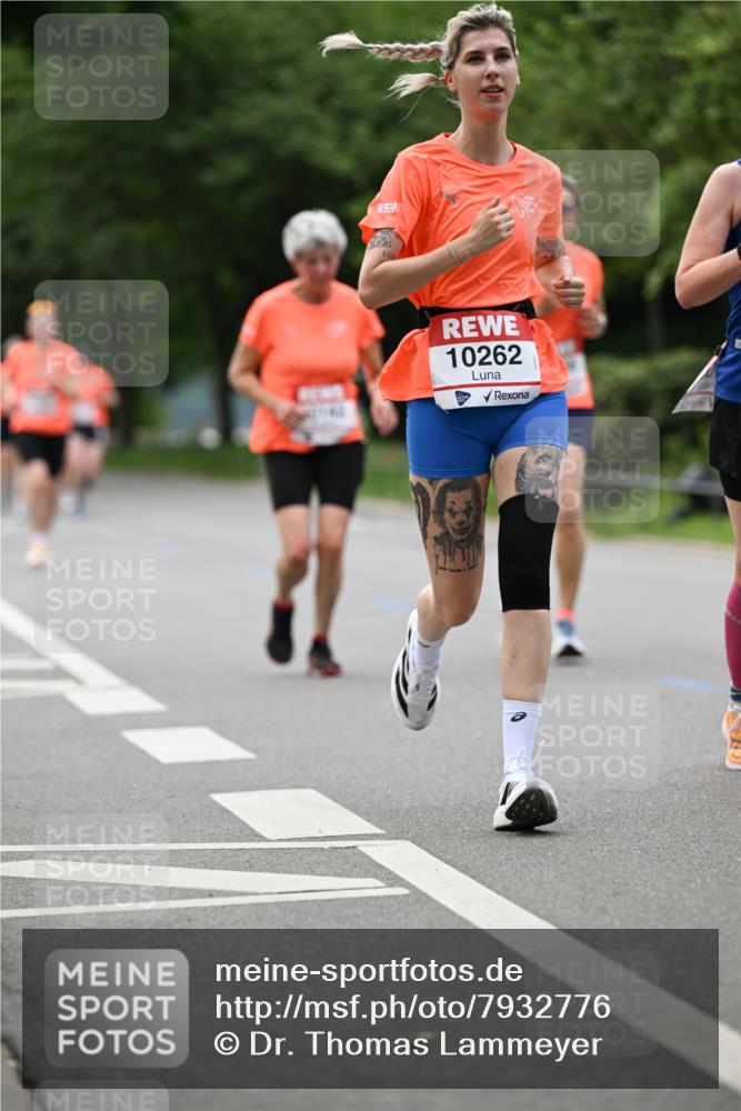 15.06.2025 - REWE Women's Run Dr. Thomas Lammeyer http://msf.ph/oto/7932776 15.06.2025 09:16:16 Laufen 10262 meine-sportfotos.de