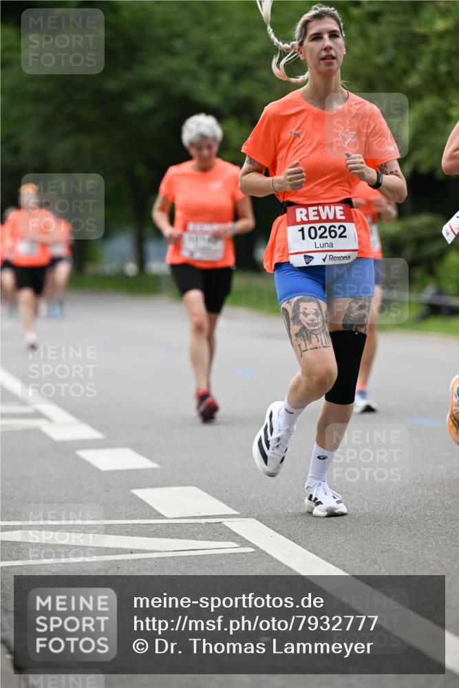 15.06.2025 - REWE Women's Run Dr. Thomas Lammeyer http://msf.ph/oto/7932777 15.06.2025 09:16:16 Laufen 10262 meine-sportfotos.de