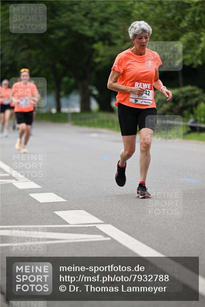 15.06.2025 - REWE Women's Run Dr. Thomas Lammeyer http://msf.ph/oto/7932788 15.06.2025 09:16:17 Laufen 42 meine-sportfotos.de