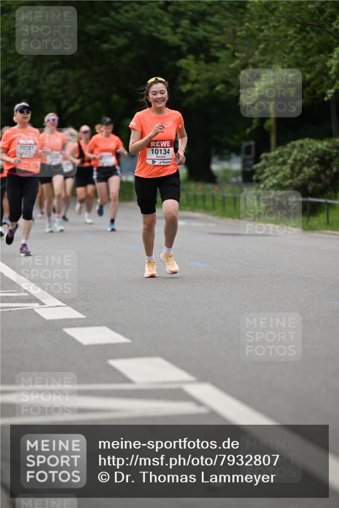 15.06.2025 - REWE Women's Run Dr. Thomas Lammeyer http://msf.ph/oto/7932807 15.06.2025 09:16:19 Laufen 10121, 10134 meine-sportfotos.de