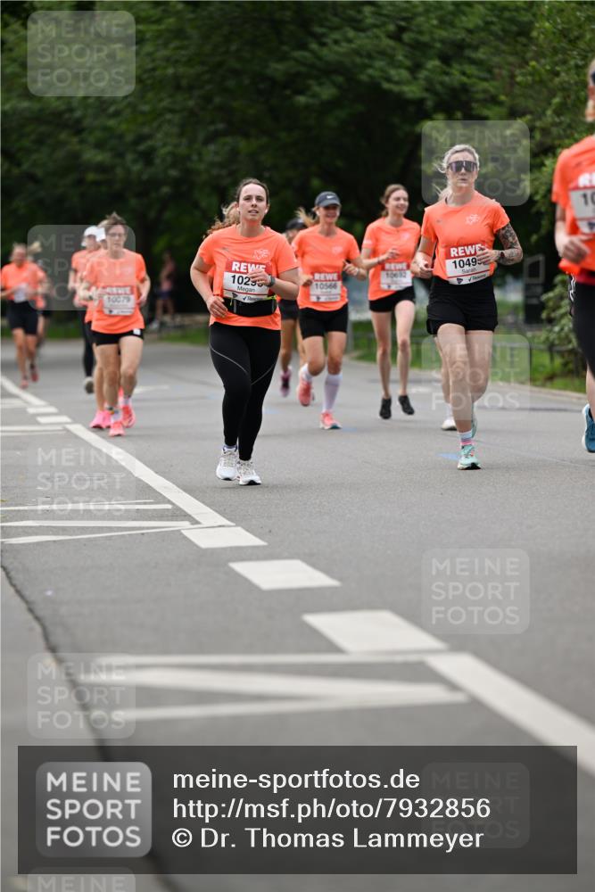 15.06.2025 - REWE Women's Run Dr. Thomas Lammeyer http://msf.ph/oto/7932856 15.06.2025 09:16:24 Laufen 10079, 1029, 10566, 1049 meine-sportfotos.de