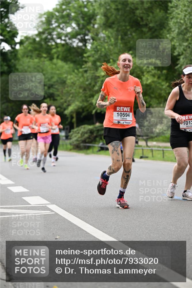 15.06.2025 - REWE Women's Run Dr. Thomas Lammeyer http://msf.ph/oto/7933020 15.06.2025 09:16:44 Laufen 10594, 1 meine-sportfotos.de