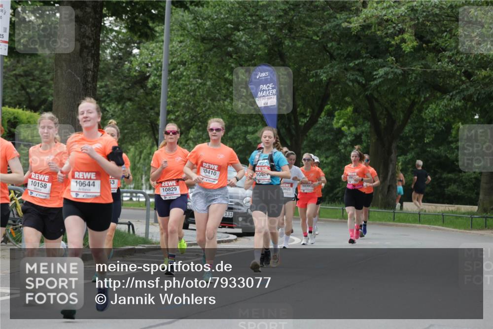 15.06.2025 - REWE Women's Run Jannik Wohlers http://msf.ph/oto/7933077 15.06.2025 08:23:53 Laufen 25, 05, 00, 10410, 10674, 1002, 63, 10395, 0620, 10829, 10158, 10644, 131 meine-sportfotos.de