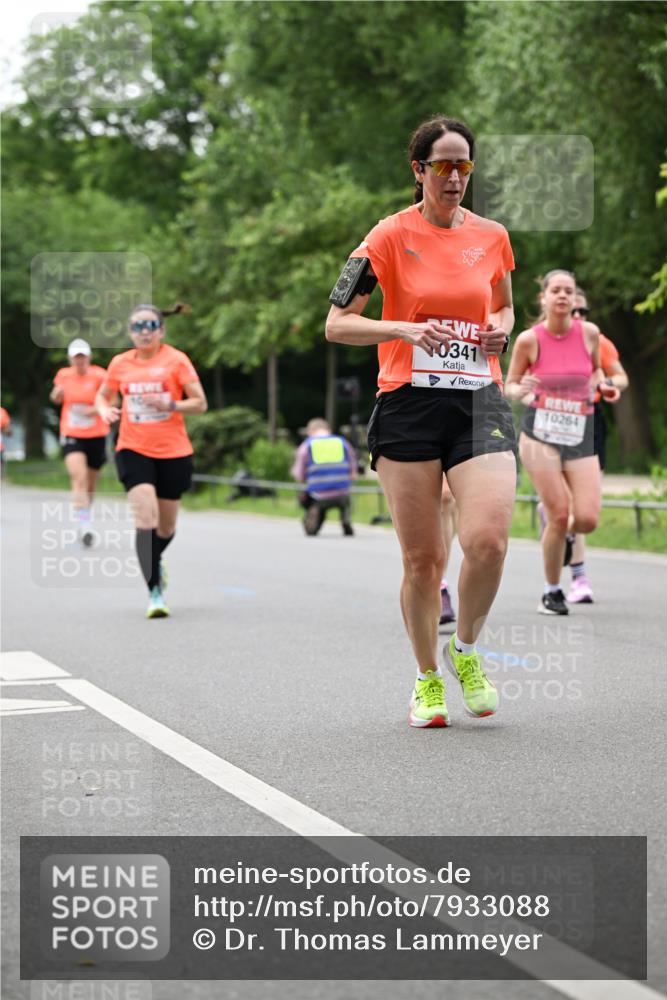 15.06.2025 - REWE Women's Run Dr. Thomas Lammeyer http://msf.ph/oto/7933088 15.06.2025 09:16:49 Laufen 0341, 10264 meine-sportfotos.de