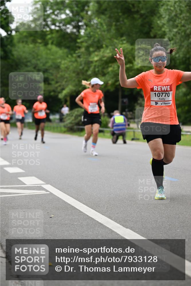 15.06.2025 - REWE Women's Run Dr. Thomas Lammeyer http://msf.ph/oto/7933128 15.06.2025 09:16:51 Laufen 10770 meine-sportfotos.de