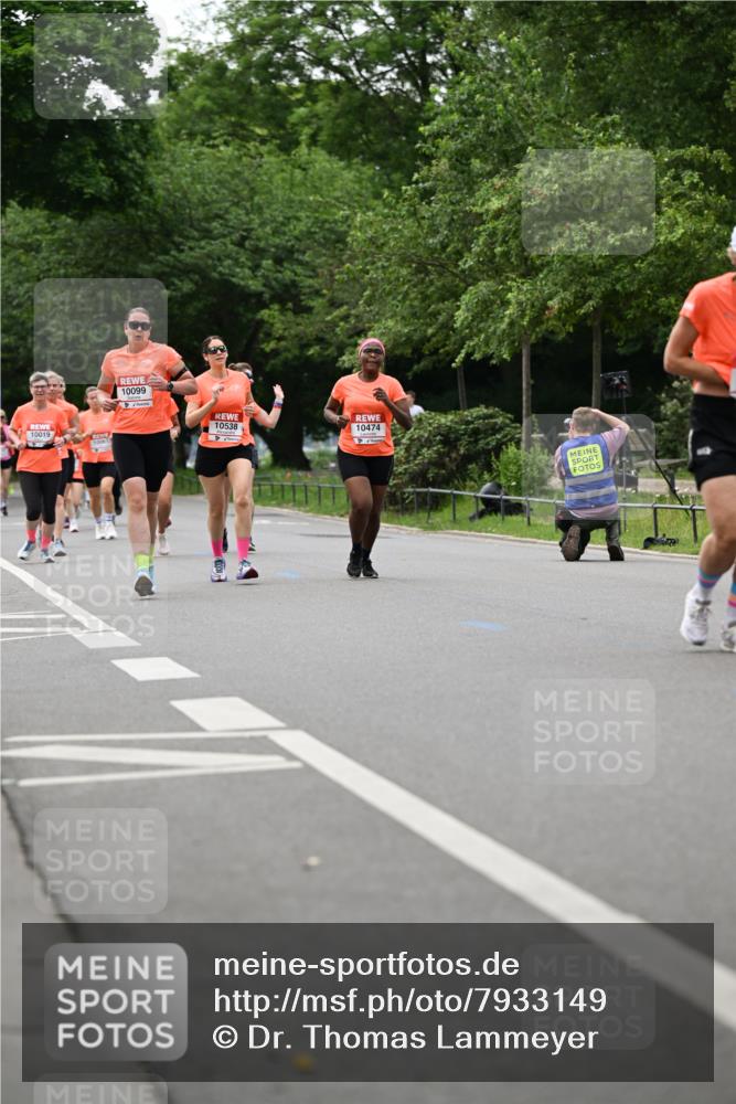 15.06.2025 - REWE Women's Run Dr. Thomas Lammeyer http://msf.ph/oto/7933149 15.06.2025 09:16:53 Laufen 10019, 10099, 10538, 10474 meine-sportfotos.de