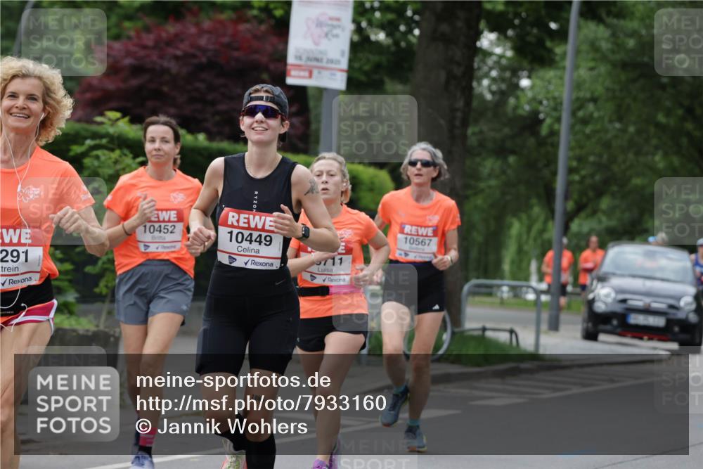 15.06.2025 - REWE Women's Run Jannik Wohlers http://msf.ph/oto/7933160 15.06.2025 08:24:12 Laufen 291, 16, 2025, 10452, 10449, 1964, 711, 10567 meine-sportfotos.de