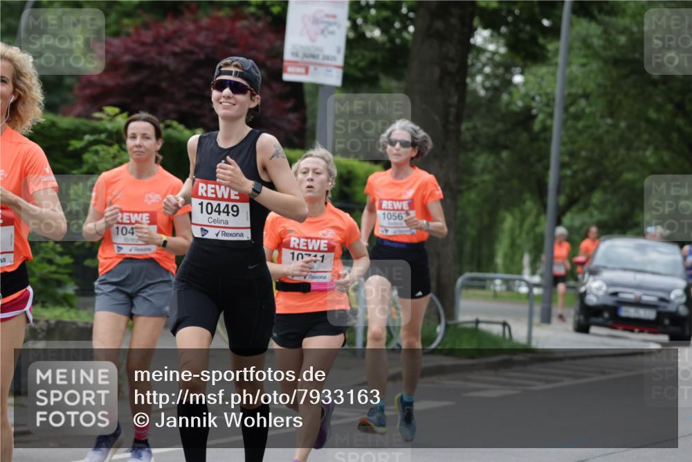 15.06.2025 - REWE Women's Run Jannik Wohlers http://msf.ph/oto/7933163 15.06.2025 08:24:13 Laufen 104, 10449, 1864, 10741, 1056 meine-sportfotos.de