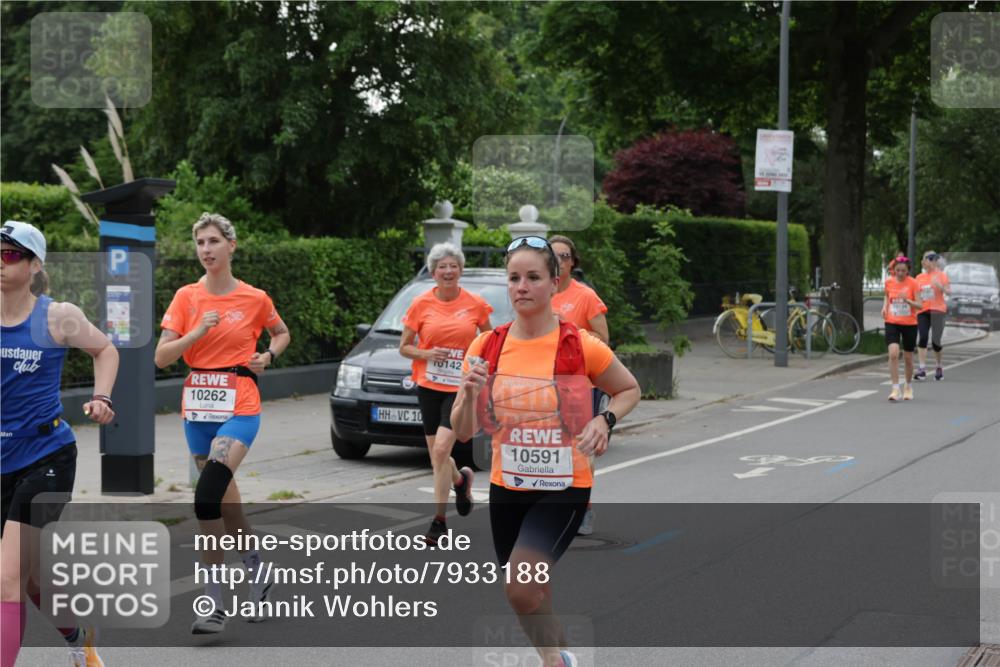 15.06.2025 - REWE Women's Run Jannik Wohlers http://msf.ph/oto/7933188 15.06.2025 08:24:30 Laufen 10262, 142, 10, 10591 meine-sportfotos.de
