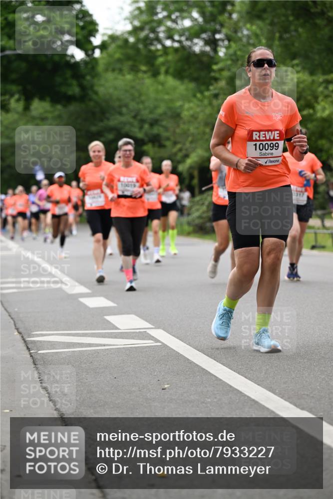 15.06.2025 - REWE Women's Run Dr. Thomas Lammeyer http://msf.ph/oto/7933227 15.06.2025 09:16:57 Laufen 10019, 10099 meine-sportfotos.de