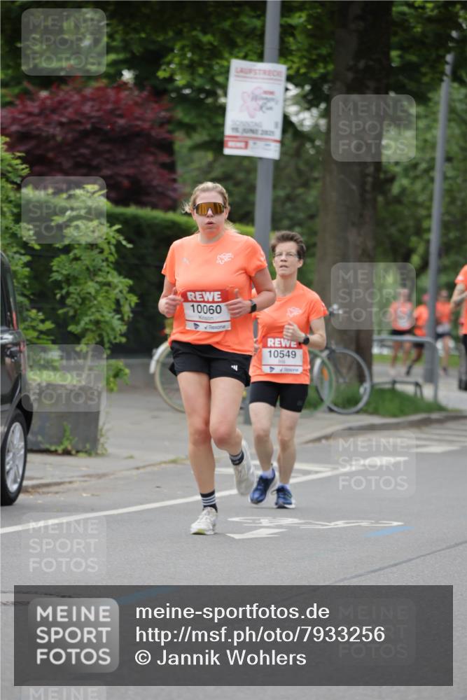 15.06.2025 - REWE Women's Run Jannik Wohlers http://msf.ph/oto/7933256 15.06.2025 08:24:50 Laufen 2015, 10060, 10549 meine-sportfotos.de