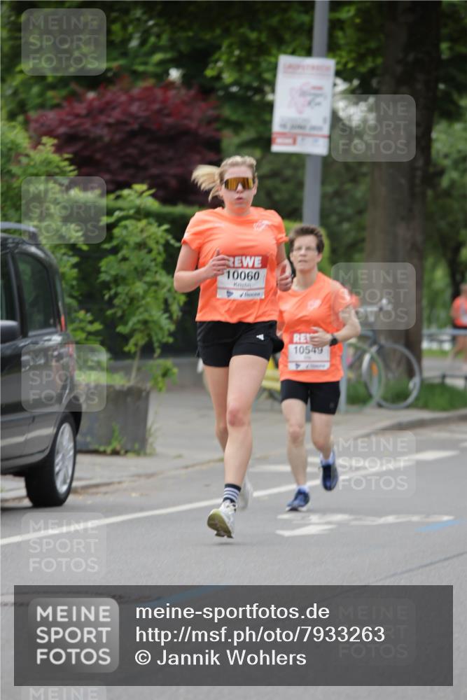 15.06.2025 - REWE Women's Run Jannik Wohlers http://msf.ph/oto/7933263 15.06.2025 08:24:50 Laufen 10060, 27, 10549 meine-sportfotos.de