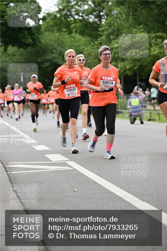 15.06.2025 - REWE Women's Run Dr. Thomas Lammeyer http://msf.ph/oto/7933265 15.06.2025 09:16:59 Laufen 10629, 10019 meine-sportfotos.de