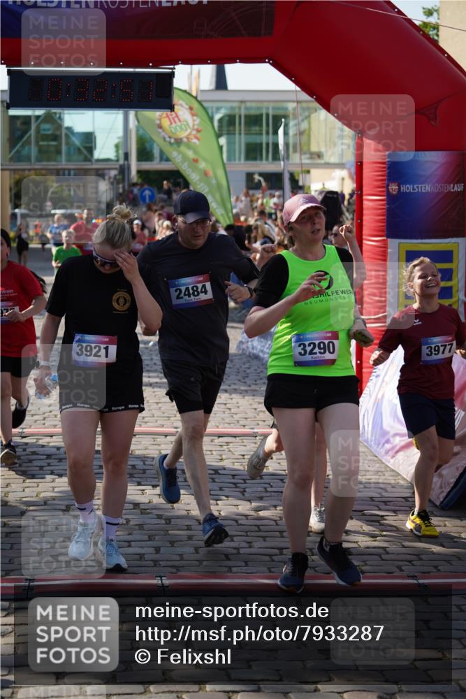 13.06.2025 - Holstenköstenlauf Felixshl http://msf.ph/oto/7933287 13.06.2025 18:02:52 Laufen 2484, 2782, 2975, 3018, 3257, 3290, 3295, 3610, 3664, 3665, 3817, 3921, 3949, 3977 meine-sportfotos.de