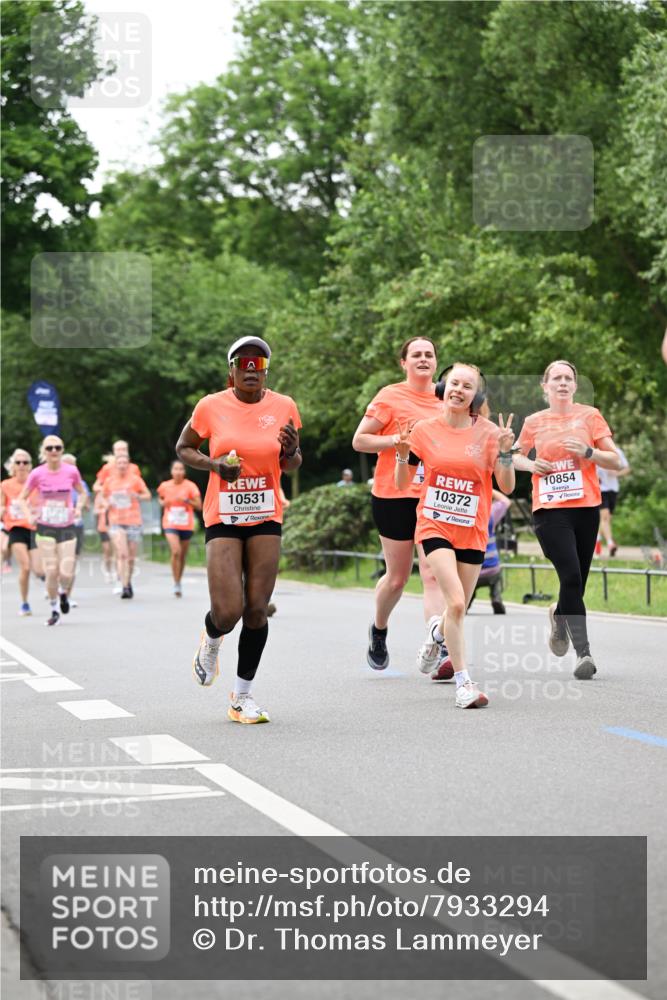 15.06.2025 - REWE Women's Run Dr. Thomas Lammeyer http://msf.ph/oto/7933294 15.06.2025 09:17:02 Laufen 10531, 10372, 10854 meine-sportfotos.de