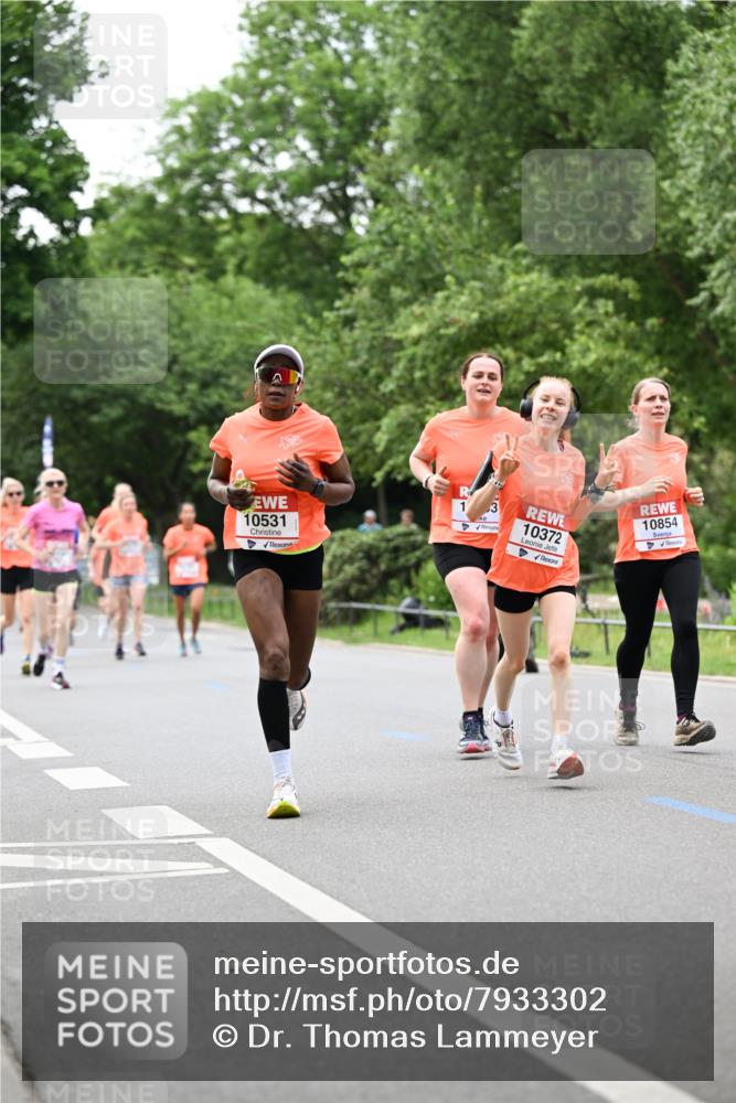 15.06.2025 - REWE Women's Run Dr. Thomas Lammeyer http://msf.ph/oto/7933302 15.06.2025 09:17:02 Laufen 10531, 3, 10372, 10854 meine-sportfotos.de