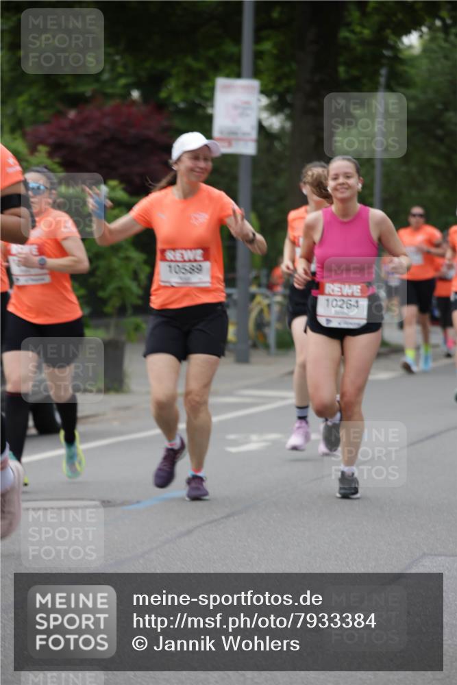 15.06.2025 - REWE Women's Run Jannik Wohlers http://msf.ph/oto/7933384 15.06.2025 08:25:01 Laufen 10589, 10264 meine-sportfotos.de