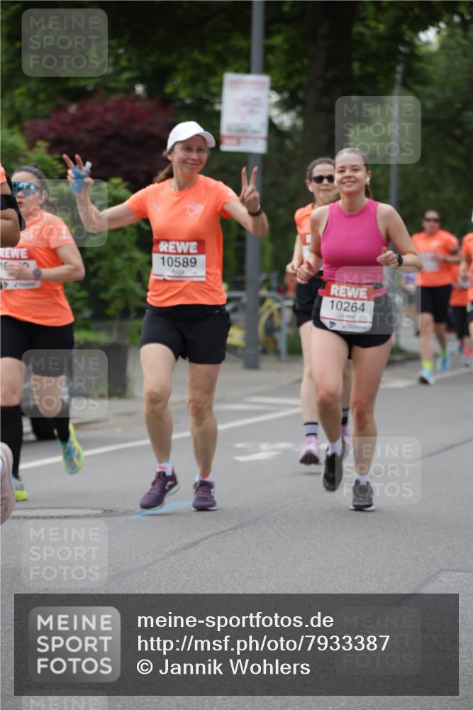 15.06.2025 - REWE Women's Run Jannik Wohlers http://msf.ph/oto/7933387 15.06.2025 08:25:02 Laufen 10589, 10264 meine-sportfotos.de