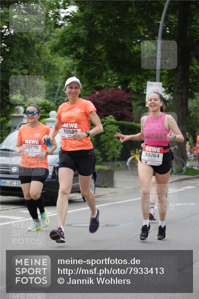 15.06.2025 - REWE Women's Run Jannik Wohlers http://msf.ph/oto/7933413 15.06.2025 08:25:02 Laufen 10, 10770, 10589, 10264 meine-sportfotos.de