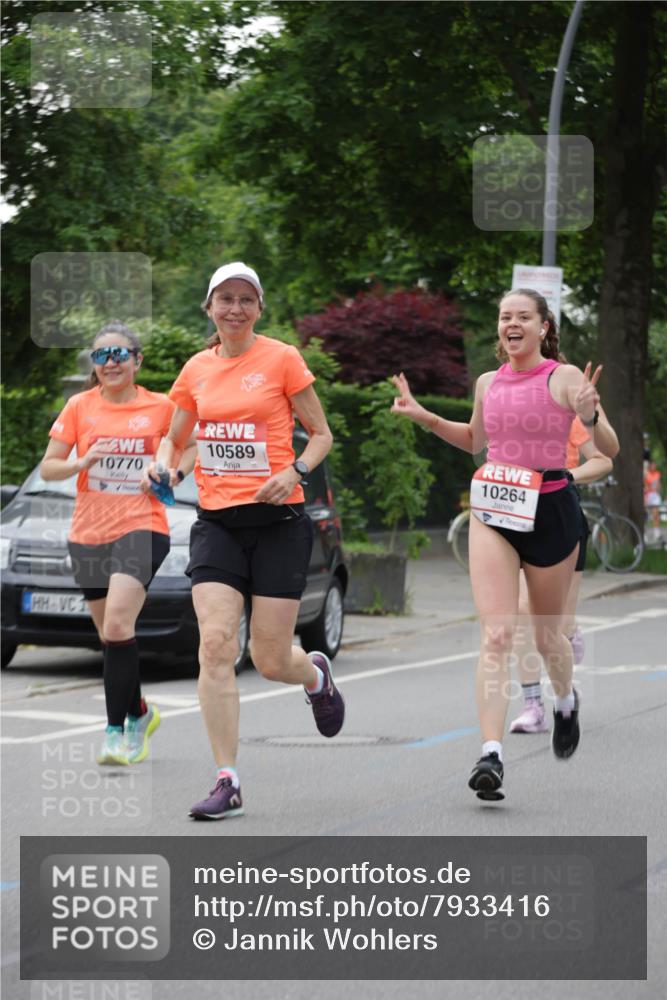 15.06.2025 - REWE Women's Run Jannik Wohlers http://msf.ph/oto/7933416 15.06.2025 08:25:02 Laufen 10770, 10589, 10264 meine-sportfotos.de