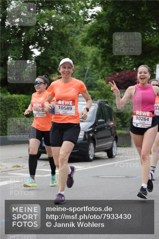 15.06.2025 - REWE Women's Run Jannik Wohlers http://msf.ph/oto/7933430 15.06.2025 08:25:03 Laufen 10589, 10264, 84 meine-sportfotos.de