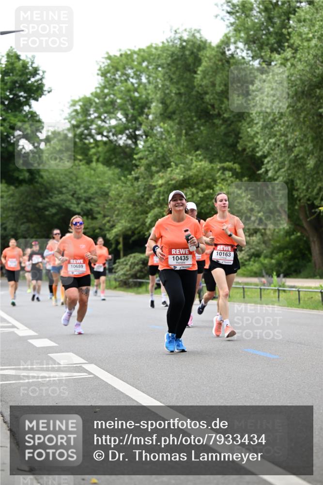 15.06.2025 - REWE Women's Run Dr. Thomas Lammeyer http://msf.ph/oto/7933434 15.06.2025 09:17:16 Laufen 10659, 10163, 10435 meine-sportfotos.de