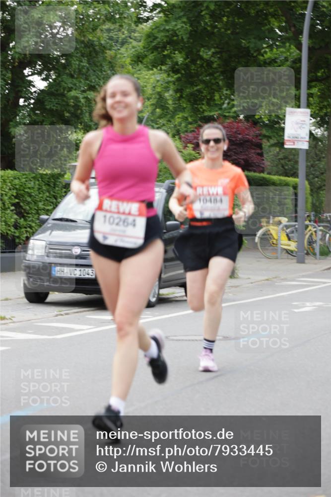 15.06.2025 - REWE Women's Run Jannik Wohlers http://msf.ph/oto/7933445 15.06.2025 08:25:04 Laufen 1043, 10404, 10264 meine-sportfotos.de