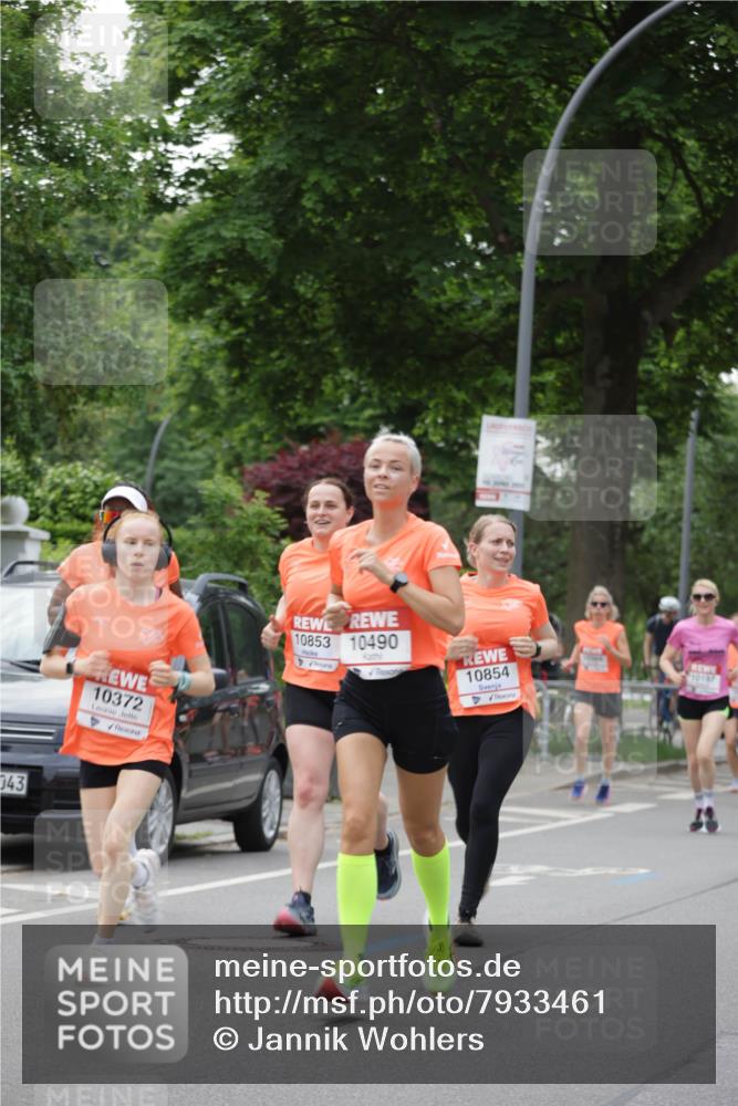 15.06.2025 - REWE Women's Run Jannik Wohlers http://msf.ph/oto/7933461 15.06.2025 08:25:15 Laufen 43, 10372, 10853, 10490, 10854, 10197 meine-sportfotos.de