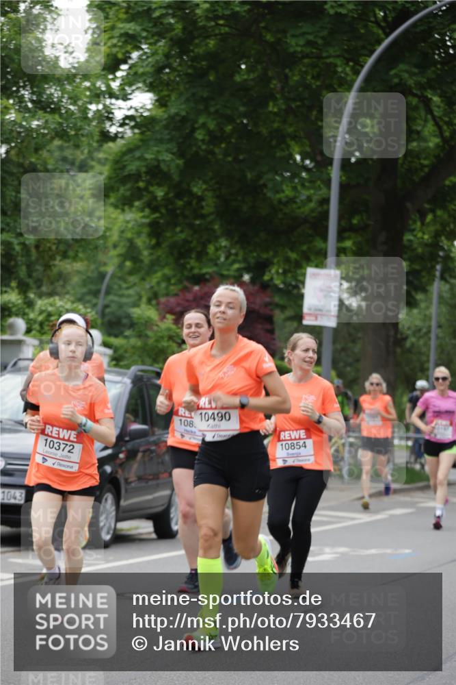 15.06.2025 - REWE Women's Run Jannik Wohlers http://msf.ph/oto/7933467 15.06.2025 08:25:15 Laufen 1043, 10372, 10490, 108, 10854 meine-sportfotos.de