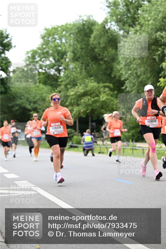 15.06.2025 - REWE Women's Run Dr. Thomas Lammeyer http://msf.ph/oto/7933475 15.06.2025 09:17:17 Laufen 10659, 10808 meine-sportfotos.de