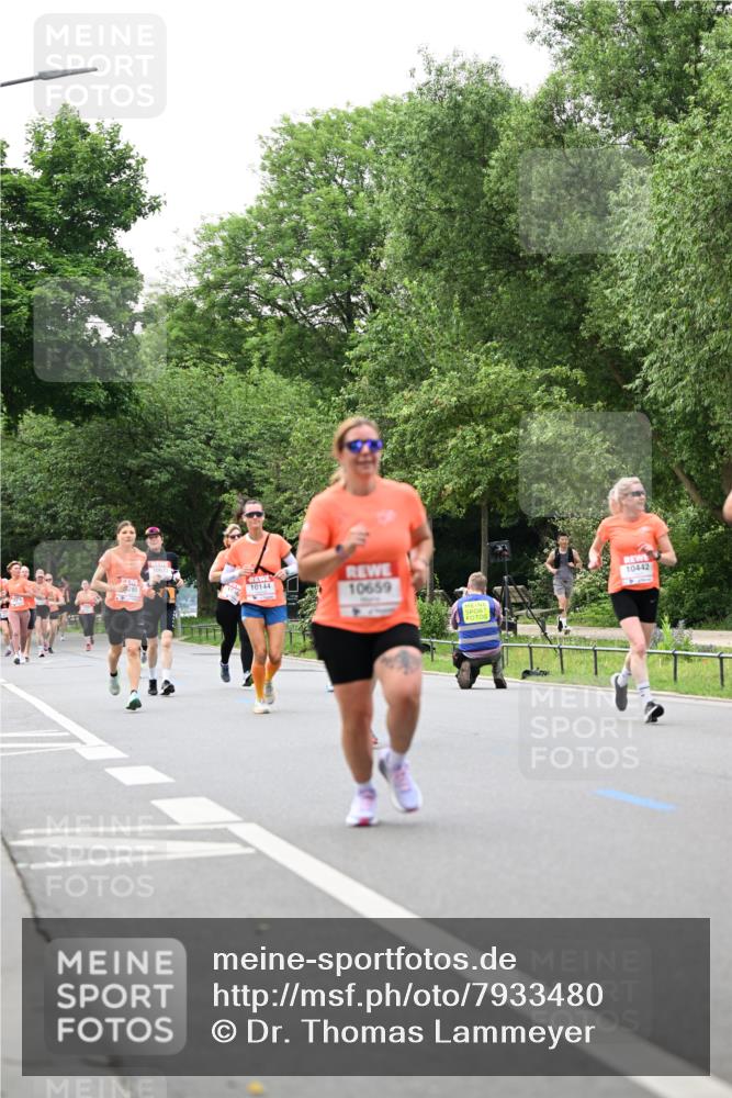 15.06.2025 - REWE Women's Run Dr. Thomas Lammeyer http://msf.ph/oto/7933480 15.06.2025 09:17:17 Laufen 289, 10144, 10659, 10442 meine-sportfotos.de