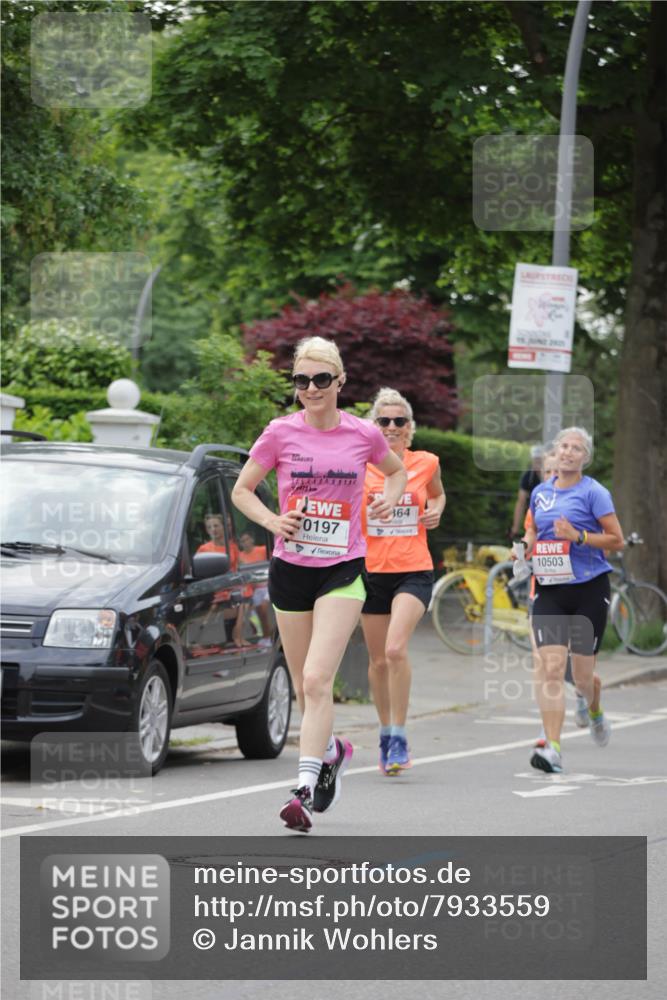 15.06.2025 - REWE Women's Run Jannik Wohlers http://msf.ph/oto/7933559 15.06.2025 08:25:18 Laufen 75, 364, 0197, 2005, 10503 meine-sportfotos.de