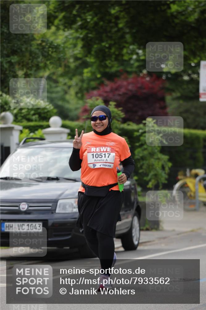 15.06.2025 - REWE Women's Run Jannik Wohlers http://msf.ph/oto/7933562 15.06.2025 08:33:41 Laufen 1043, 10517 meine-sportfotos.de