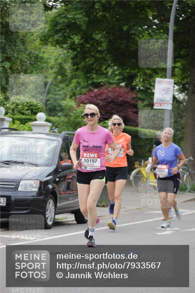 15.06.2025 - REWE Women's Run Jannik Wohlers http://msf.ph/oto/7933567 15.06.2025 08:25:18 Laufen 43, 10197, 2, 10503 meine-sportfotos.de