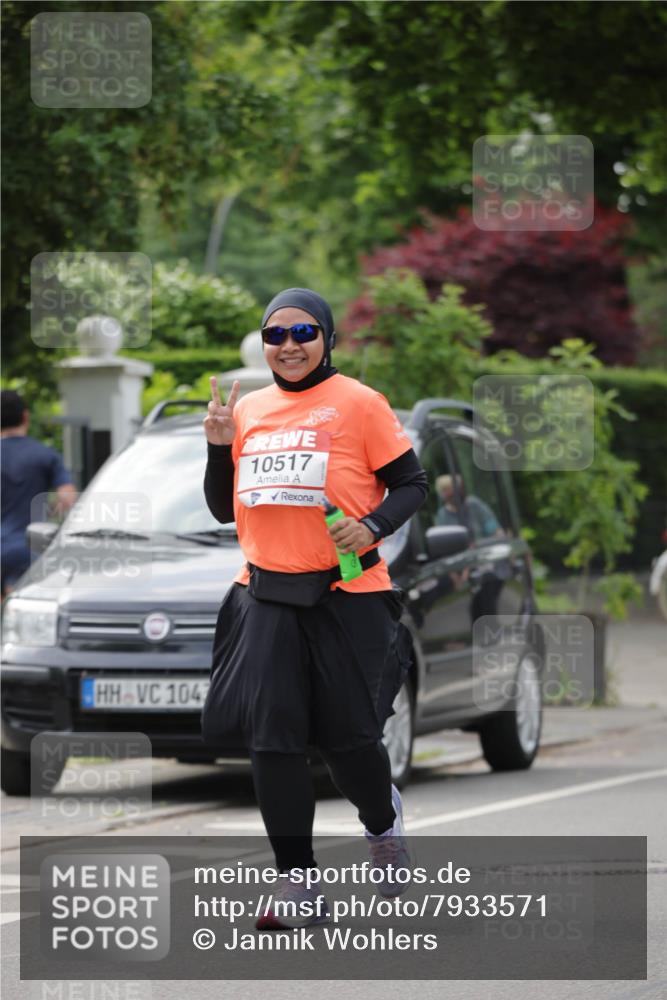15.06.2025 - REWE Women's Run Jannik Wohlers http://msf.ph/oto/7933571 15.06.2025 08:33:41 Laufen 1047, 10517 meine-sportfotos.de