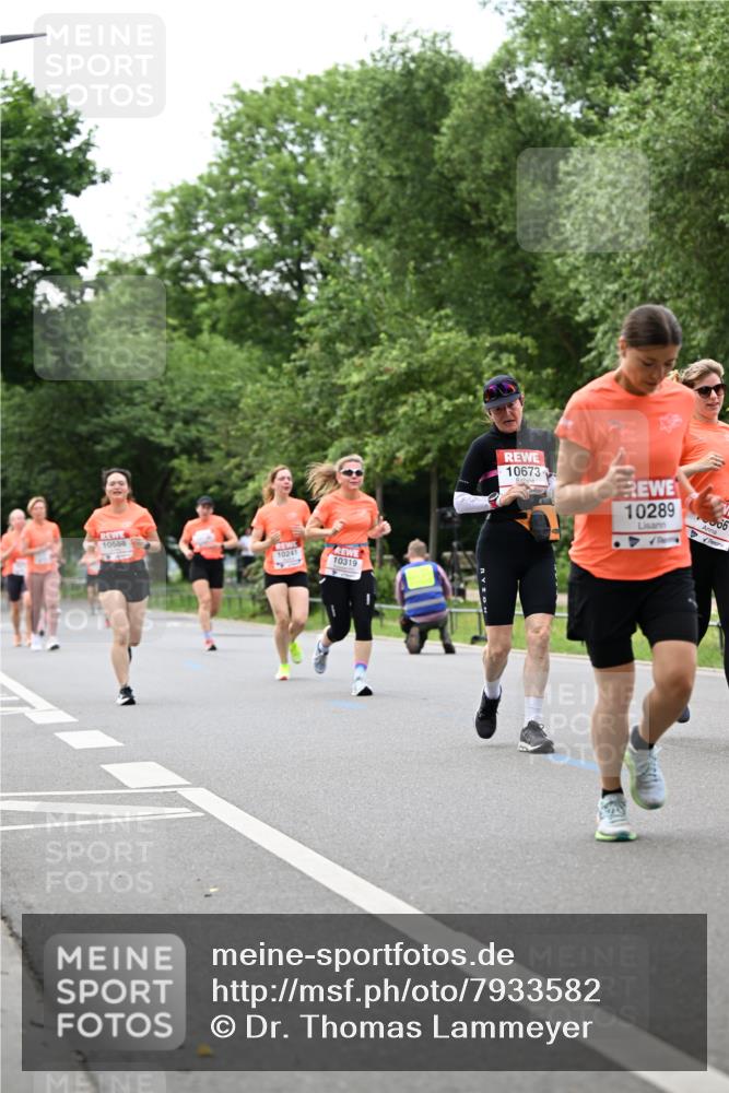 15.06.2025 - REWE Women's Run Dr. Thomas Lammeyer http://msf.ph/oto/7933582 15.06.2025 09:17:22 Laufen 10588, 10241, 10319, 10673, 10289, 06 meine-sportfotos.de