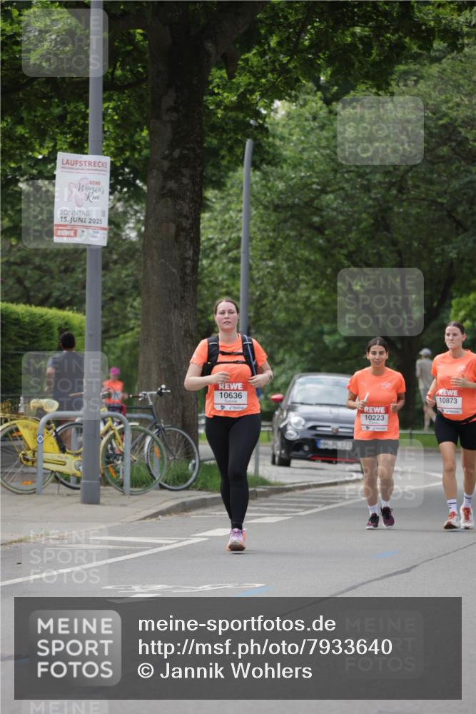 15.06.2025 - REWE Women's Run Jannik Wohlers http://msf.ph/oto/7933640 15.06.2025 08:33:49 Laufen 15, 2025, 10636, 133, 10873, 10223 meine-sportfotos.de