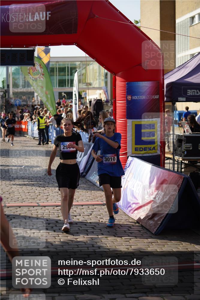 13.06.2025 - Holstenköstenlauf Felixshl http://msf.ph/oto/7933650 13.06.2025 18:03:15 Laufen 2073, 2164, 2213, 2214, 2875, 2914, 2978, 3010, 3031, 3769, 3773, 3786, 3864, 3925, 3957 meine-sportfotos.de