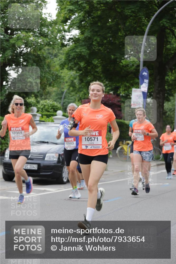 15.06.2025 - REWE Women's Run Jannik Wohlers http://msf.ph/oto/7933654 15.06.2025 08:25:20 Laufen 10364, 10780, 10571, 10503, 1043 meine-sportfotos.de