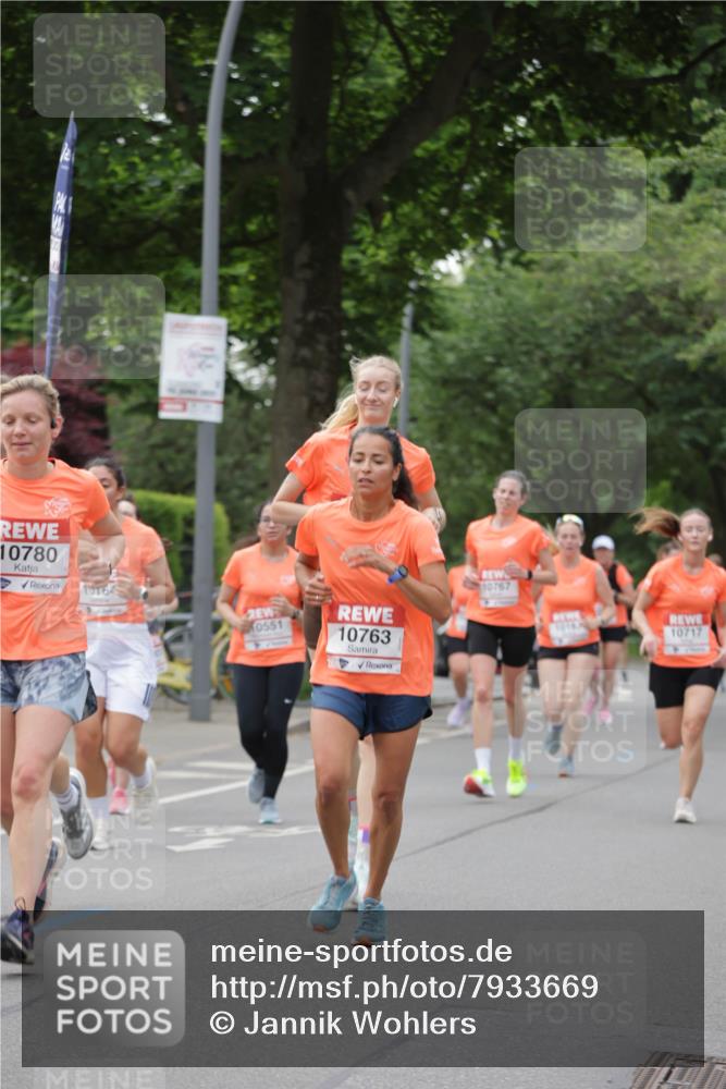 15.06.2025 - REWE Women's Run Jannik Wohlers http://msf.ph/oto/7933669 15.06.2025 08:25:21 Laufen 10780, 10164, 0551, 10763, 10767, 10717 meine-sportfotos.de