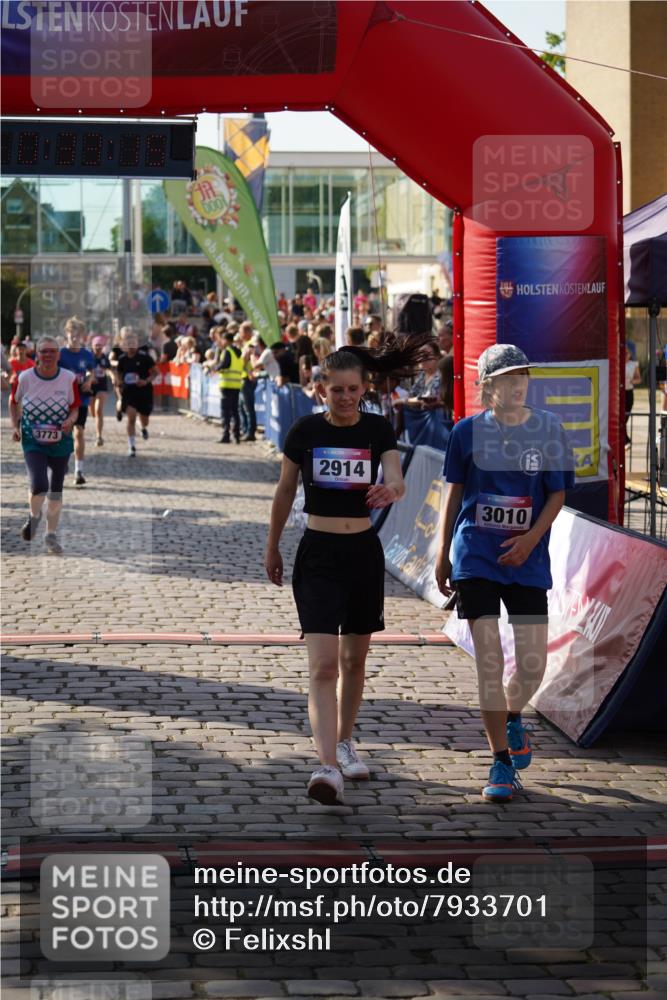 13.06.2025 - Holstenköstenlauf Felixshl http://msf.ph/oto/7933701 13.06.2025 18:03:16 Laufen 2073, 2213, 2214, 2914, 2978, 3010, 3031, 3769, 3773, 3786, 3864, 3925 meine-sportfotos.de