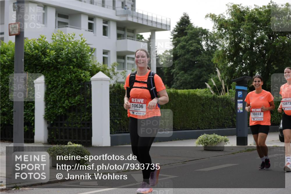 15.06.2025 - REWE Women's Run Jannik Wohlers http://msf.ph/oto/7933735 15.06.2025 08:33:58 Laufen 100, 4104, 32, 10636, 10873, 10223 meine-sportfotos.de