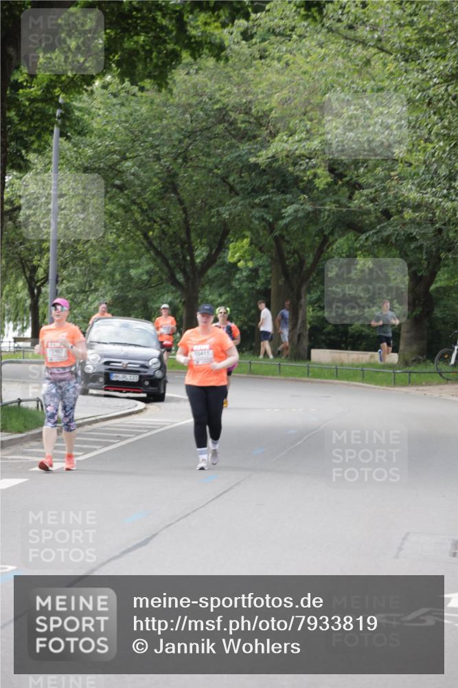 15.06.2025 - REWE Women's Run Jannik Wohlers http://msf.ph/oto/7933819 15.06.2025 08:34:11 Laufen 10467, 10411 meine-sportfotos.de